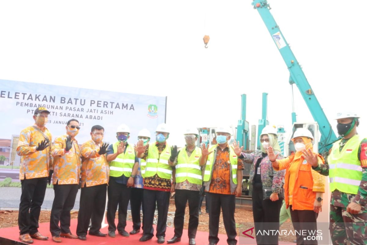 Wali Kota Bekasi pimpin prosesi peletakan batu pertama Pasar Jatiasih