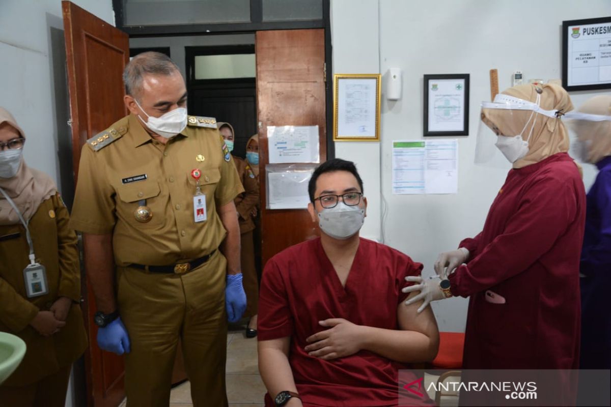 Tangerang harapkan akhir Februari para medis rampung divaksin