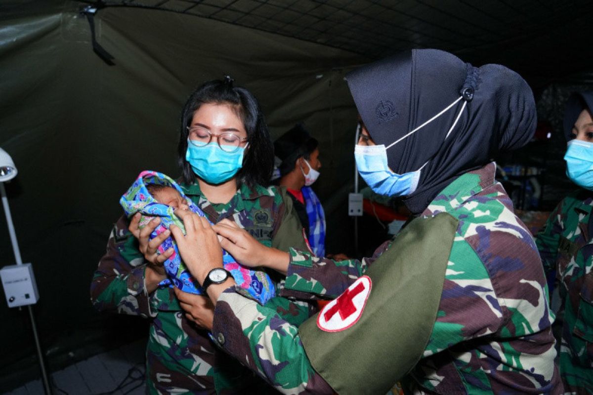 Rumah Sakit Lapangan TNI-AD lakukan SC pada warga korban gempa