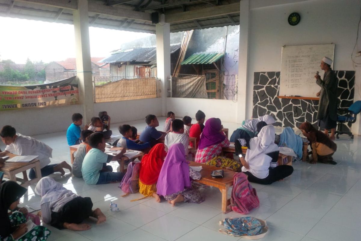 Menanti dibukanya belajar tatap muka di Banten