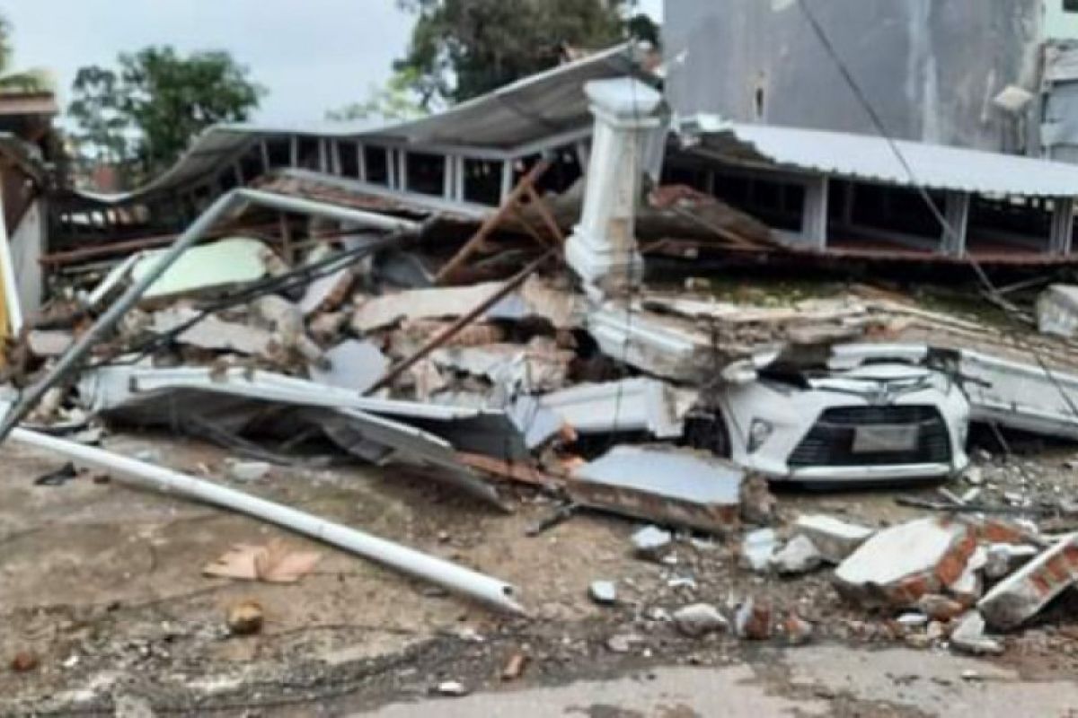 8.000 rumah rusak akibat gempa Mamuju