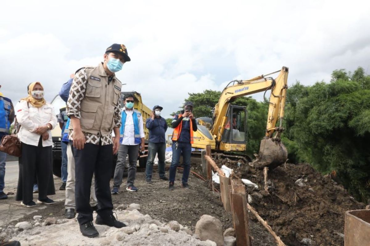 Wagub Jatim: Percepatan perbaikan tol ambles penting untuk kelancaran perdagangan