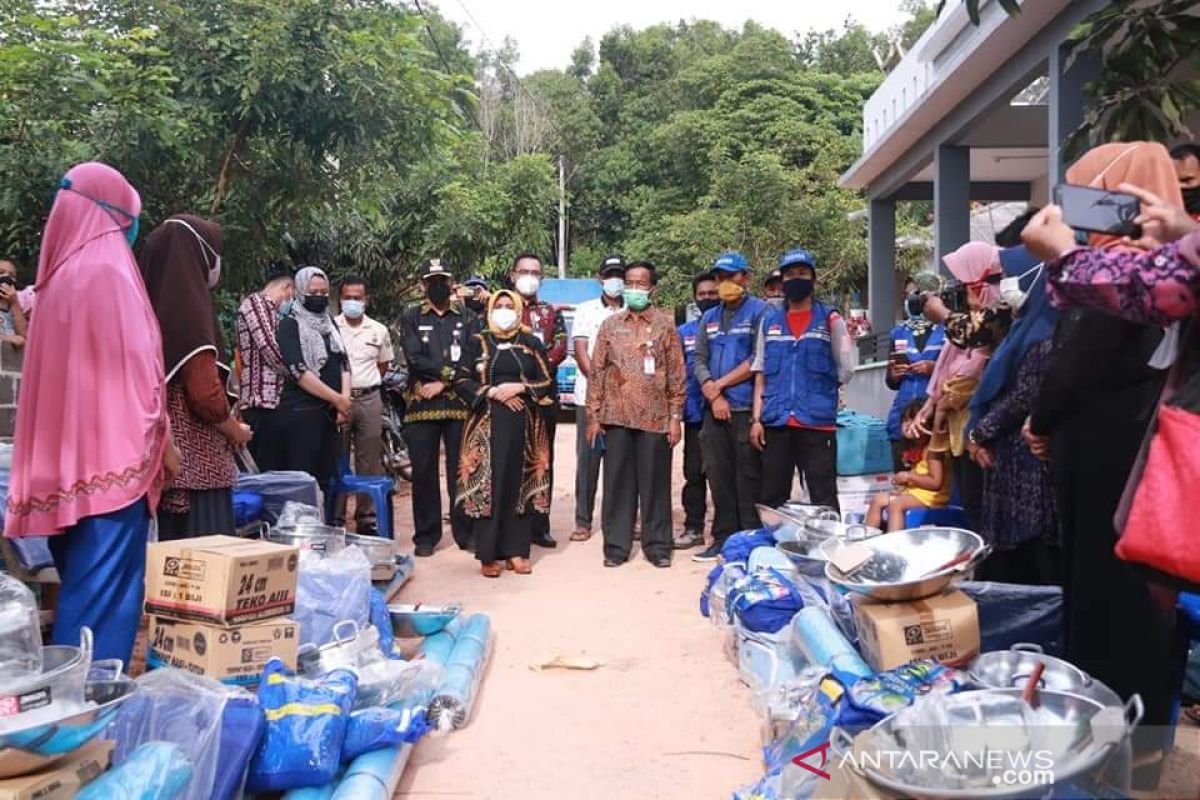Kemensos salurkan bantuan warga terdampak longsor di Tanjungpinang