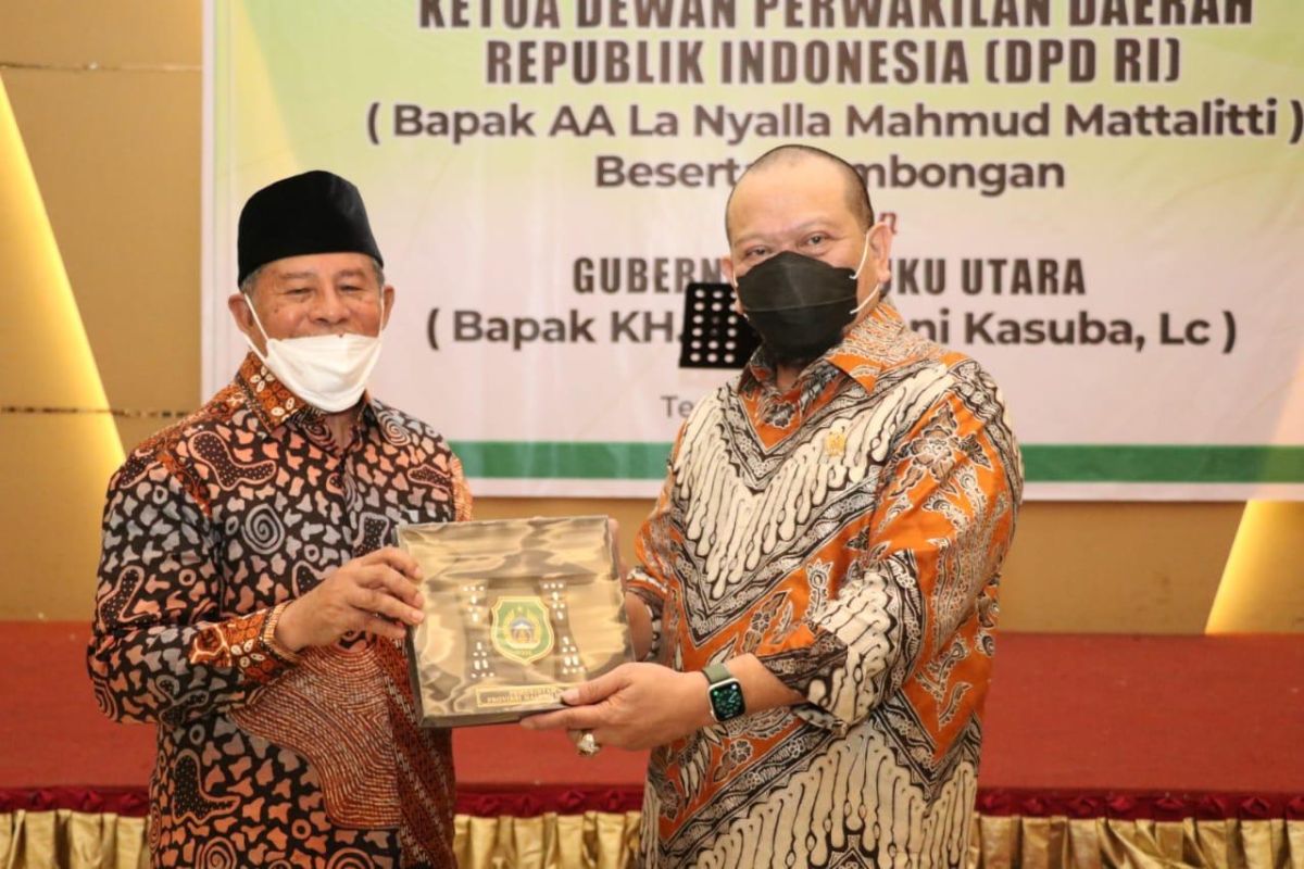 Ketua DPD RI Puji Kekayaan Maluku Utara