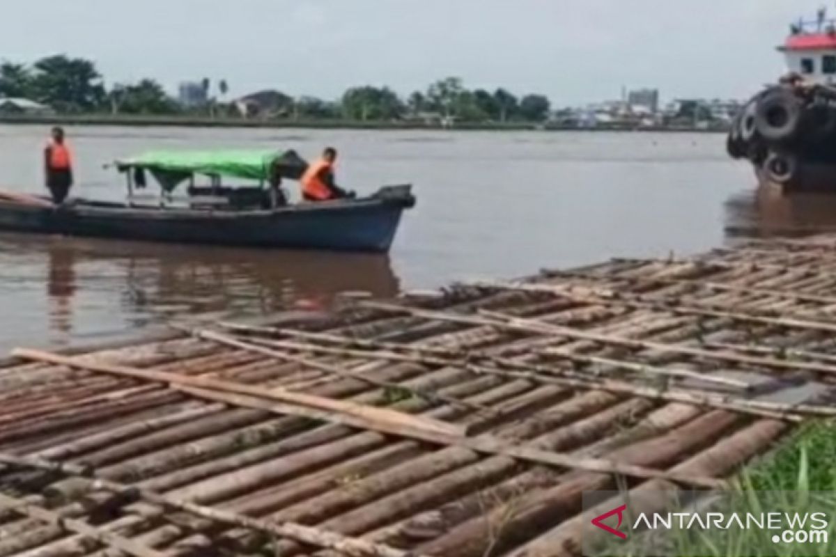 Ditpolairud Polda Kalbar amankan 1.380 batang kayu ilegal