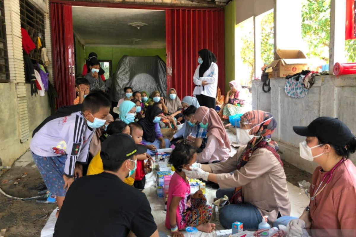 Tim Crisis Centre ULM cegah penularan COVID-19 di lokasi banjir