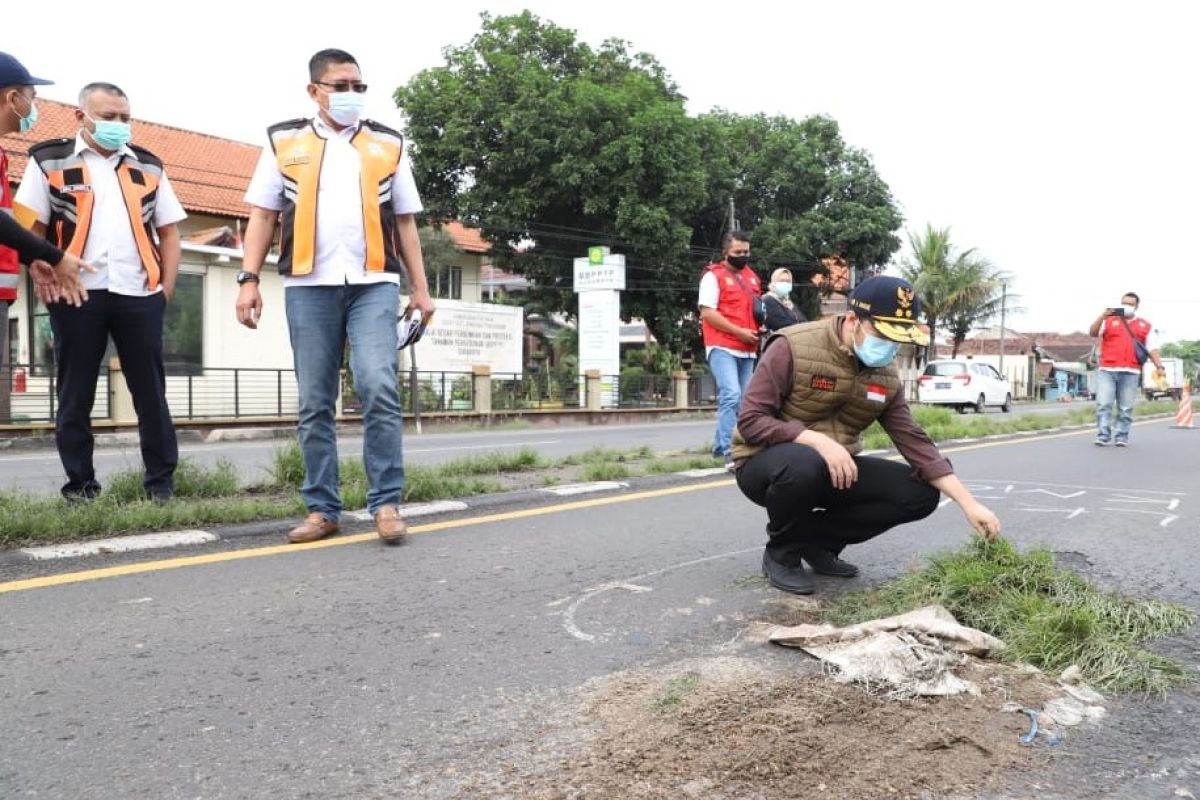 Emil Dardak: Anggaran perbaikan jalan harus diprioritaskan