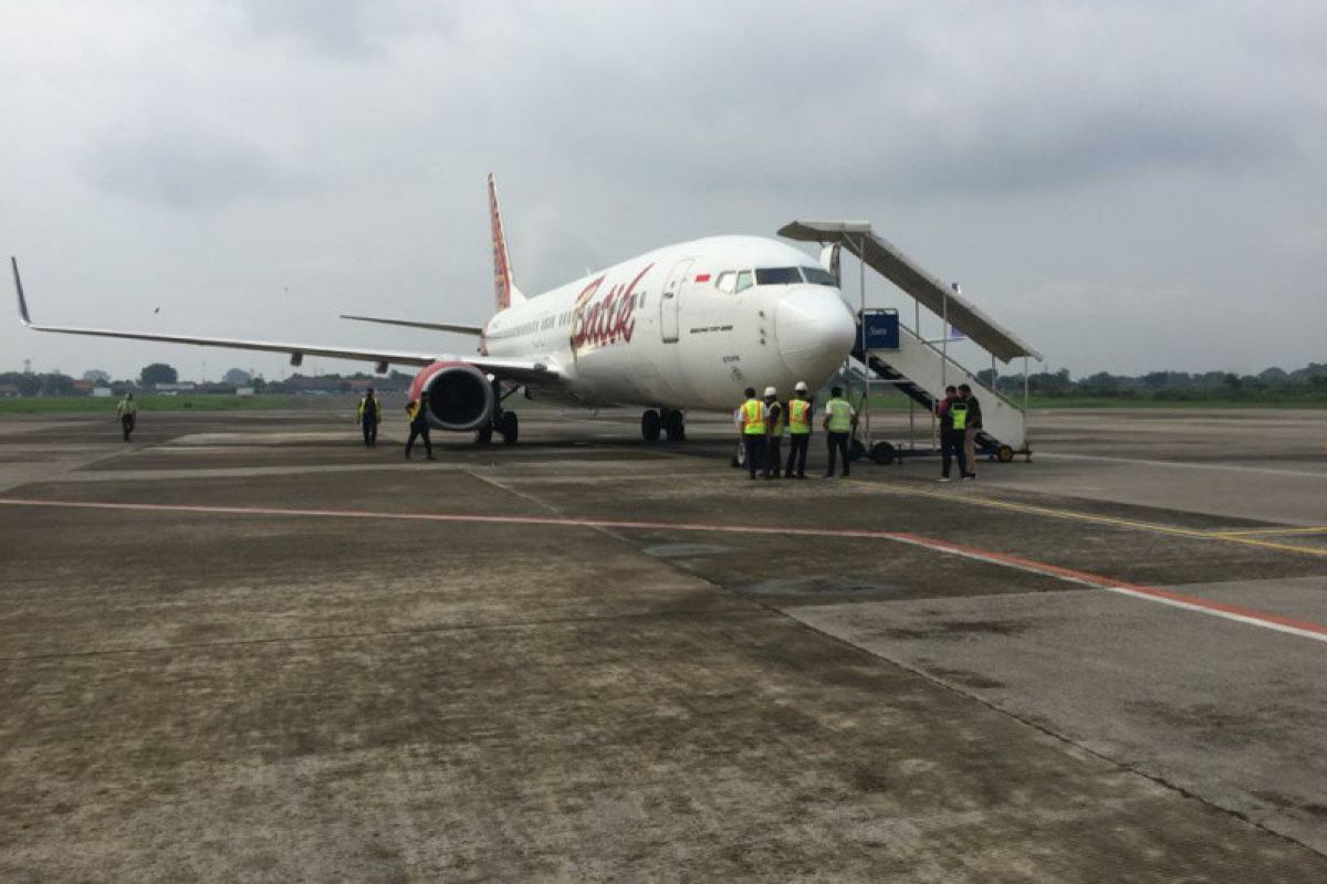 Akibat cuaca buruk, dua pesawat tujuan Semarang mendarat darurat di Bandara Adi Soemarmo