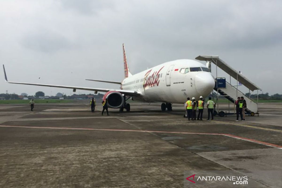 Dua pesawat tujuan Semarang mendarat darurat di Bandara Adi Soemarmo