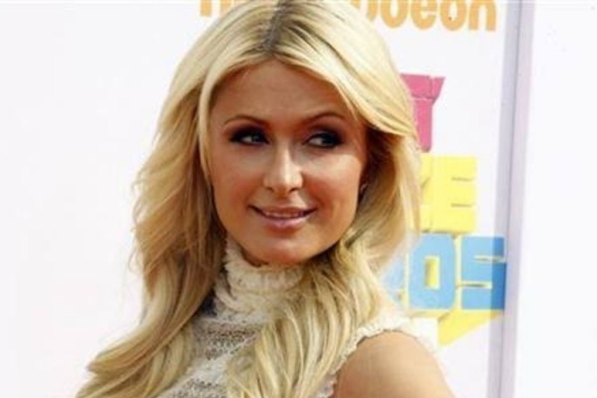 Ingin punya bayi kembar, Paris Hilton lakukan IVF