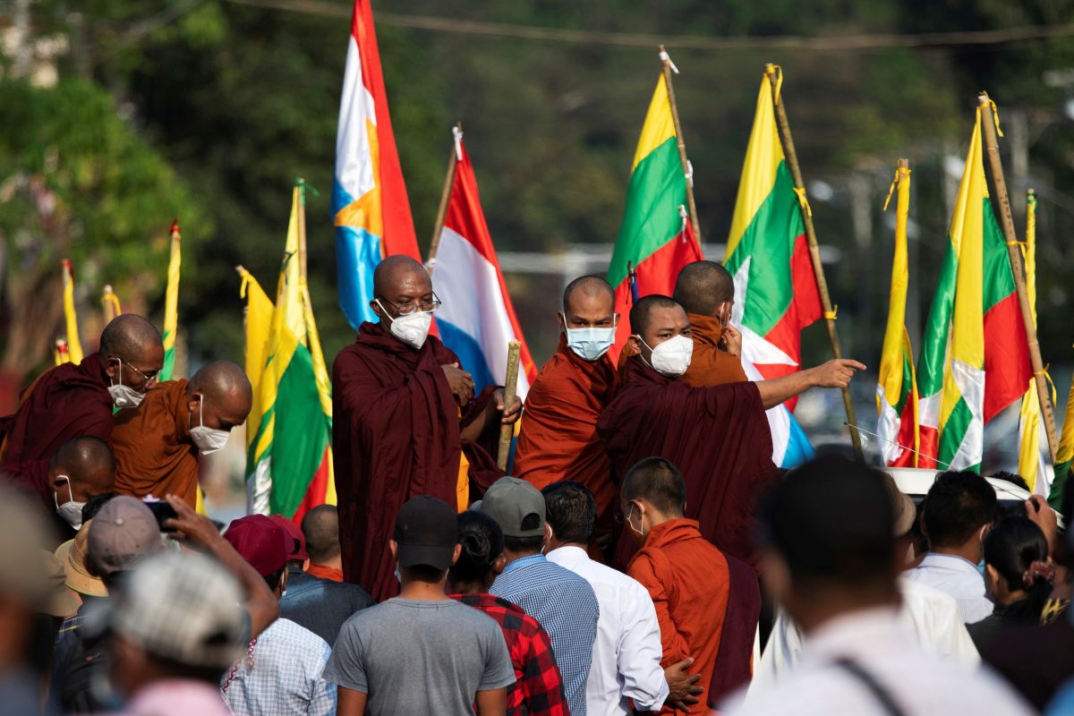 Suhu politik Myanmar panas, diguncang isu kudeta