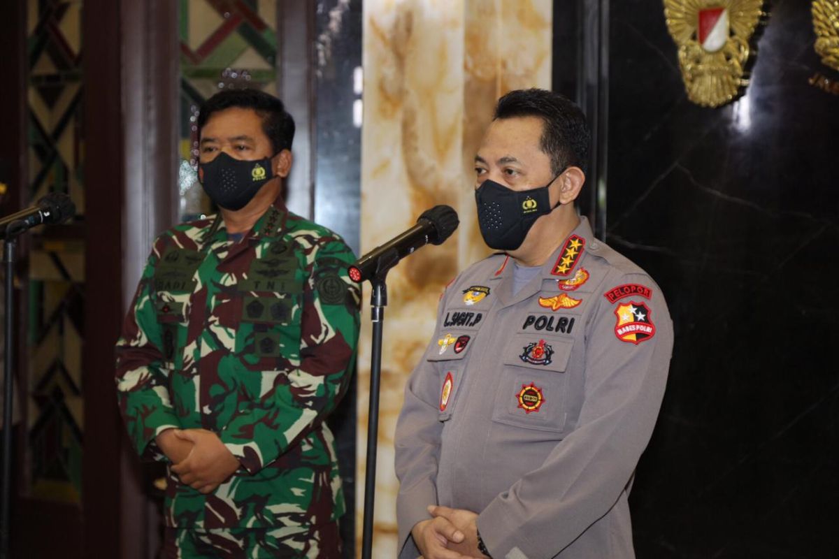 Kapolri silaturahim dengan  Panglima TNI tingkatkan soliditas TNI-Polri