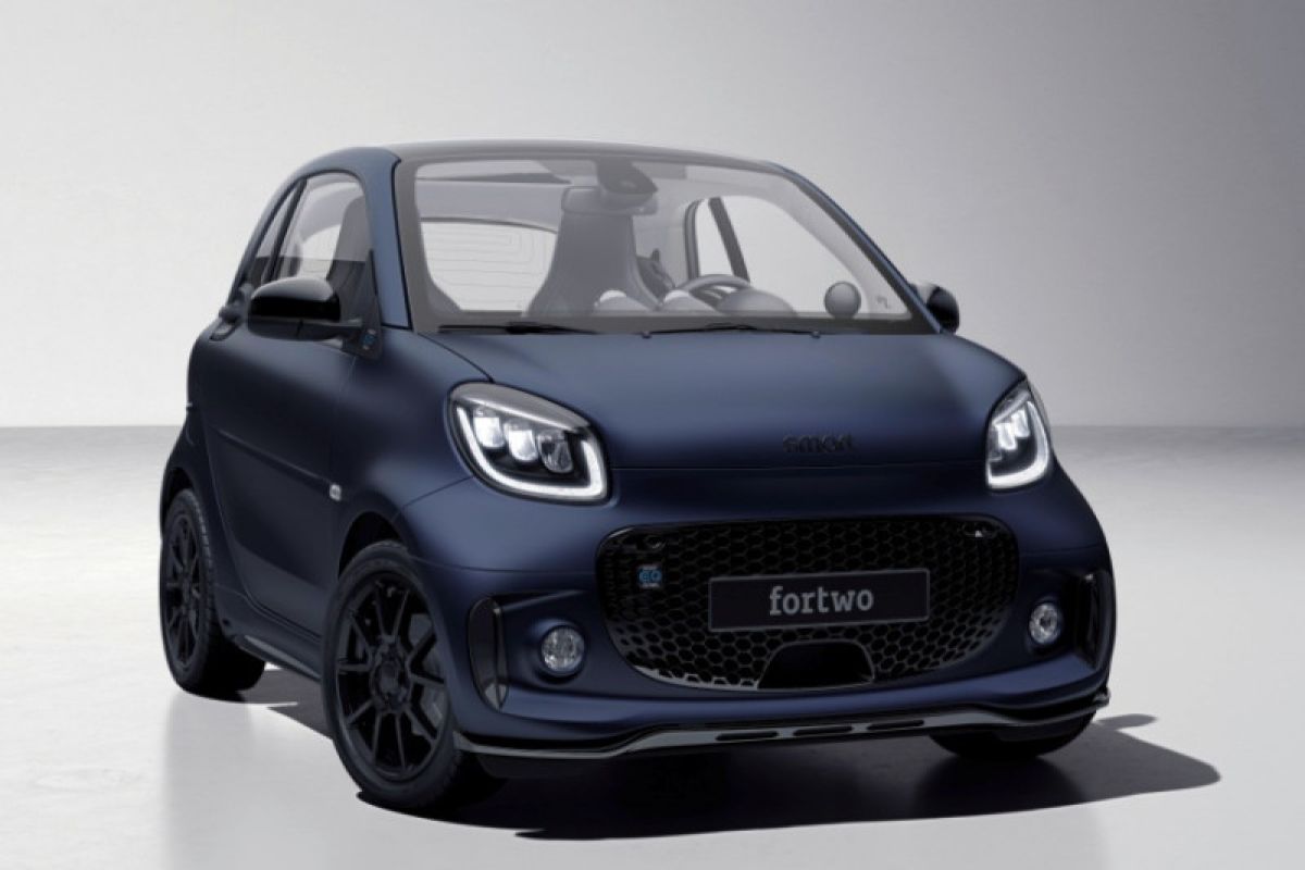 Smart EQ fortwo coupe edisi bluedawn tersedia di diler April
