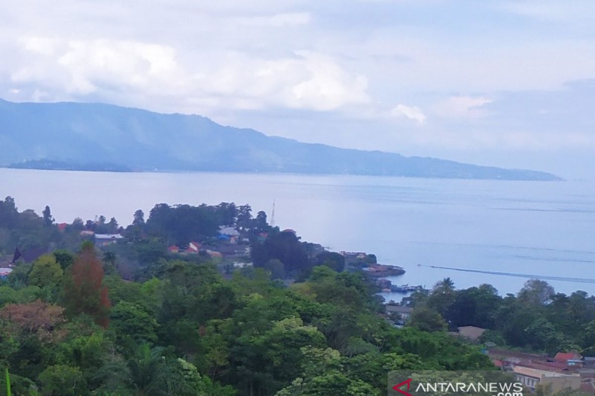 Wagub Sumut imbau pengunjung Danau  Toba patuh prokes COVID-19