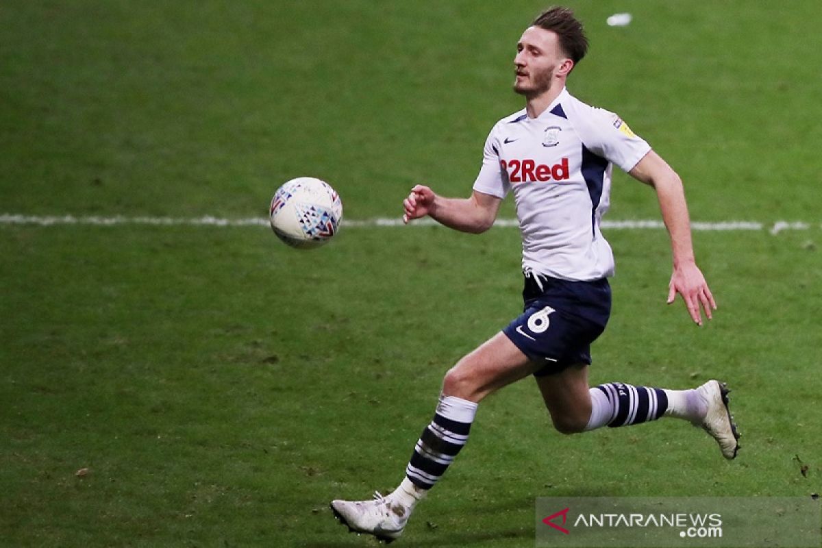 Liverpool dilaporkan rekrut bek tim kasta kedua  Preston North End, Ben Davies