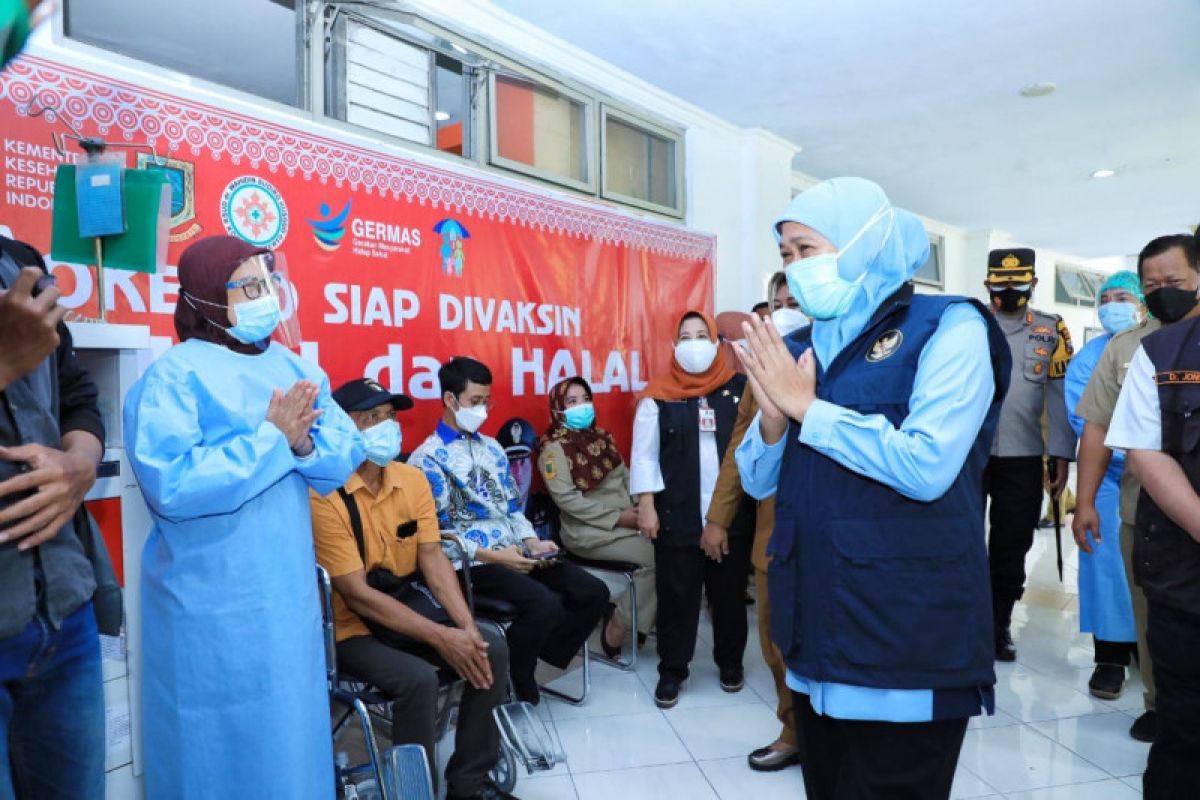 Gubernur Khofifah apresiasi klinik vaksinasi RSUD Wahidin Kota Mojokerto