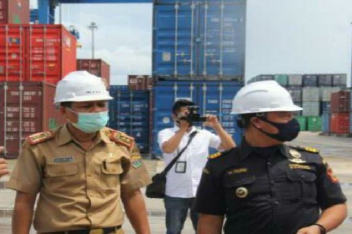 Sultra ekspor residu kelapa sawit 309 ton ke China