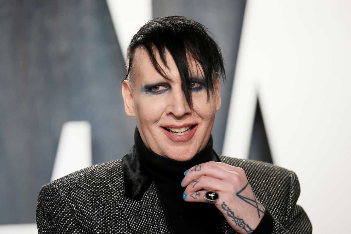 Dituding melakukan kekerasan, Marilyn Manson dipecat dari label