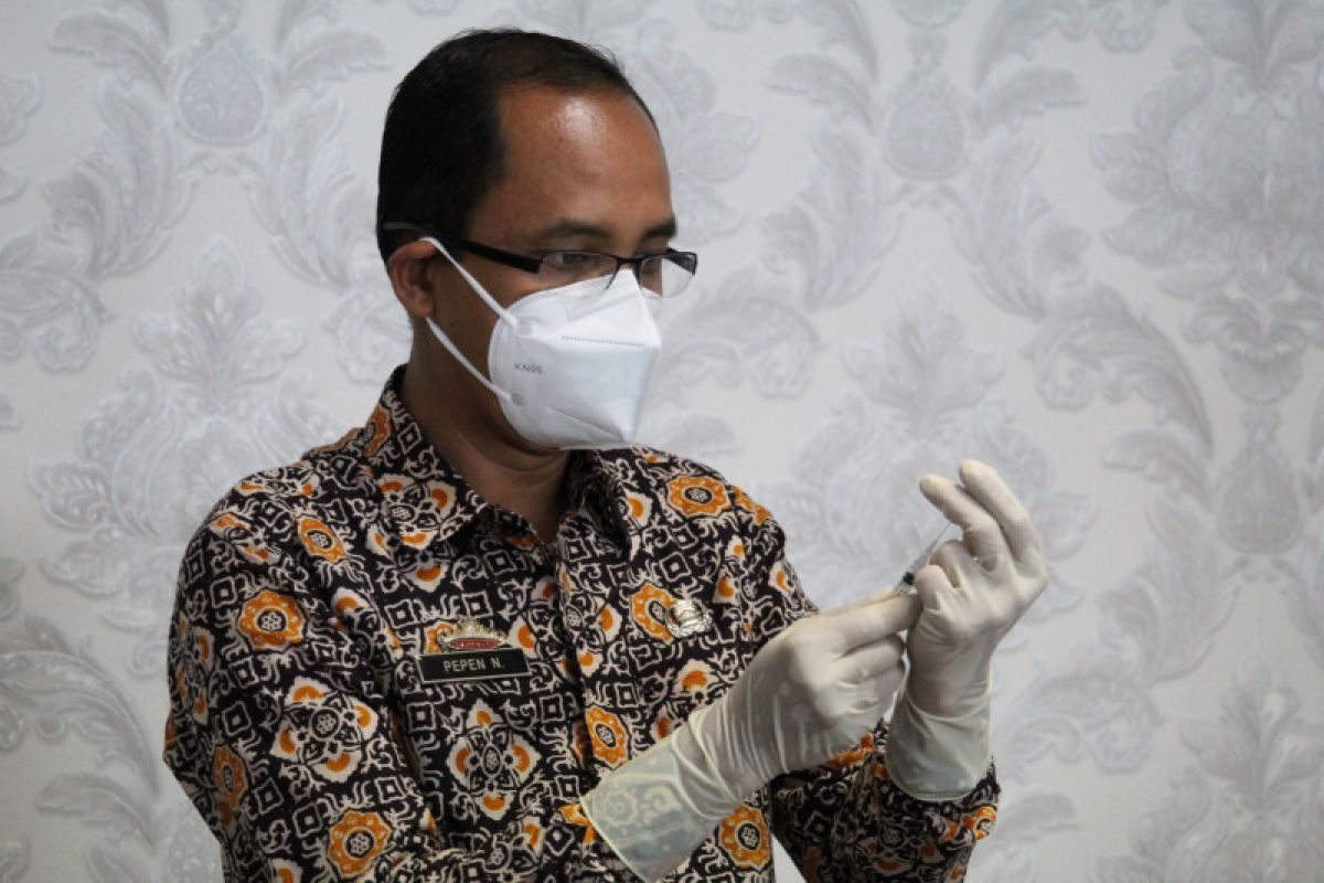 Vaksinasi nakes di Waykanan dan Lampung Selatan
