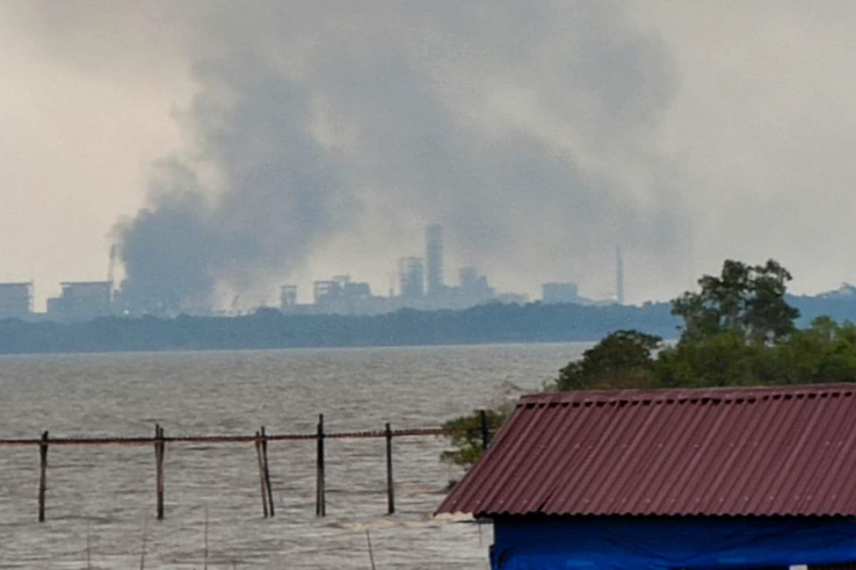 Kawasan Industri Dumai dan PT Meridan buang asap hitam tebal, ini yang dilakukan Pemko