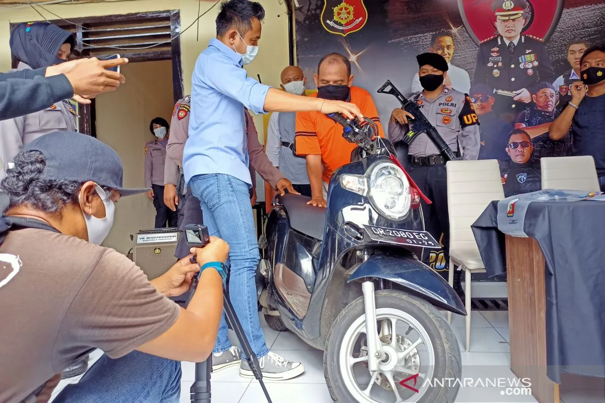 Curanmor sopan ucapkan "Assalamualaikum" usai beraksi, residivis ini akhirnya dihadiahi timah panas