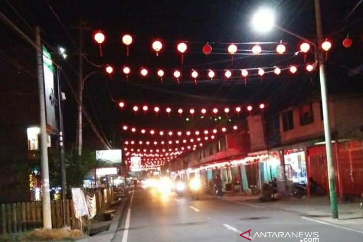 Merindukan gemerlap lampion di Sungai Pakning