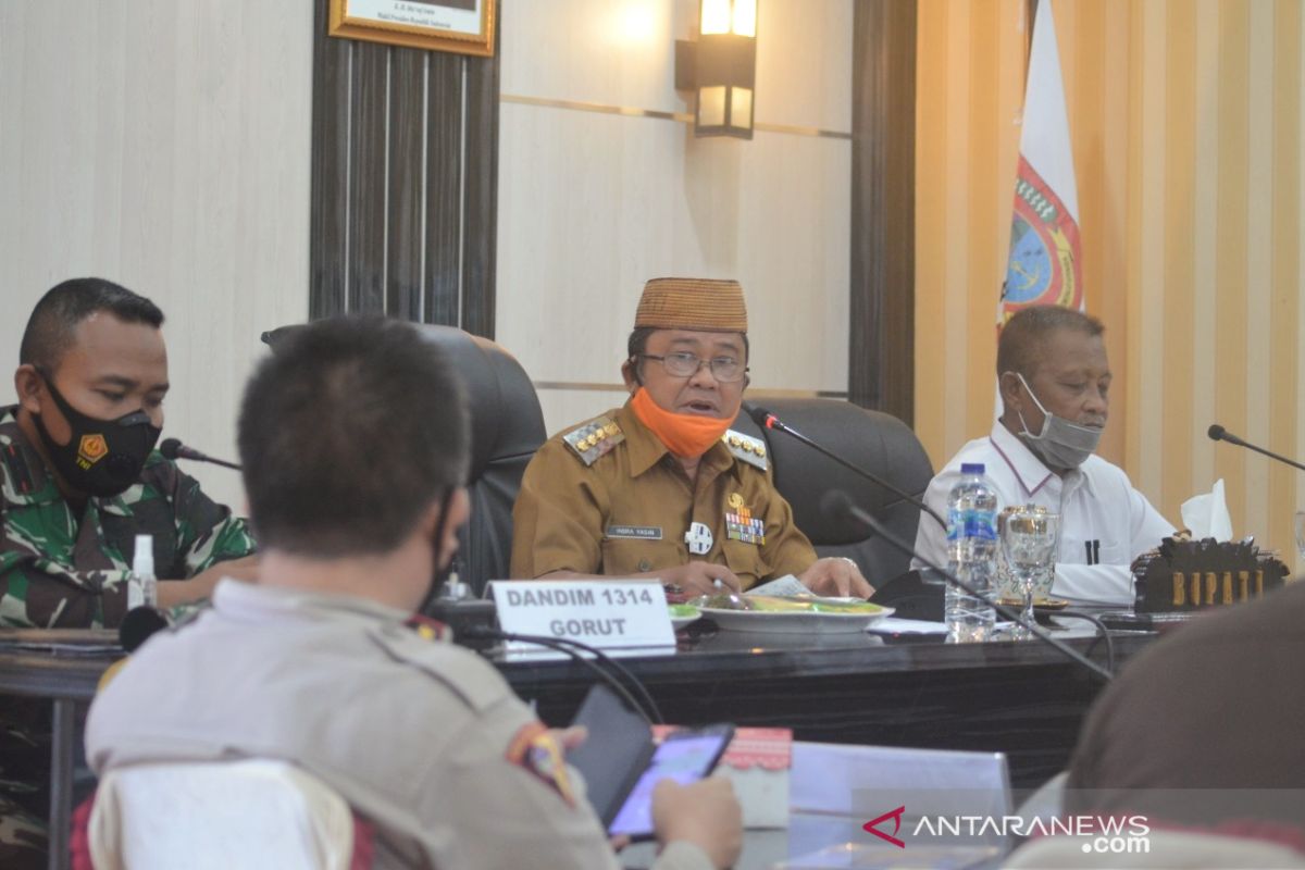 Bupati Gorut sebut nama 12 pejabat publik divaksinasi COVID-19 tahap satu