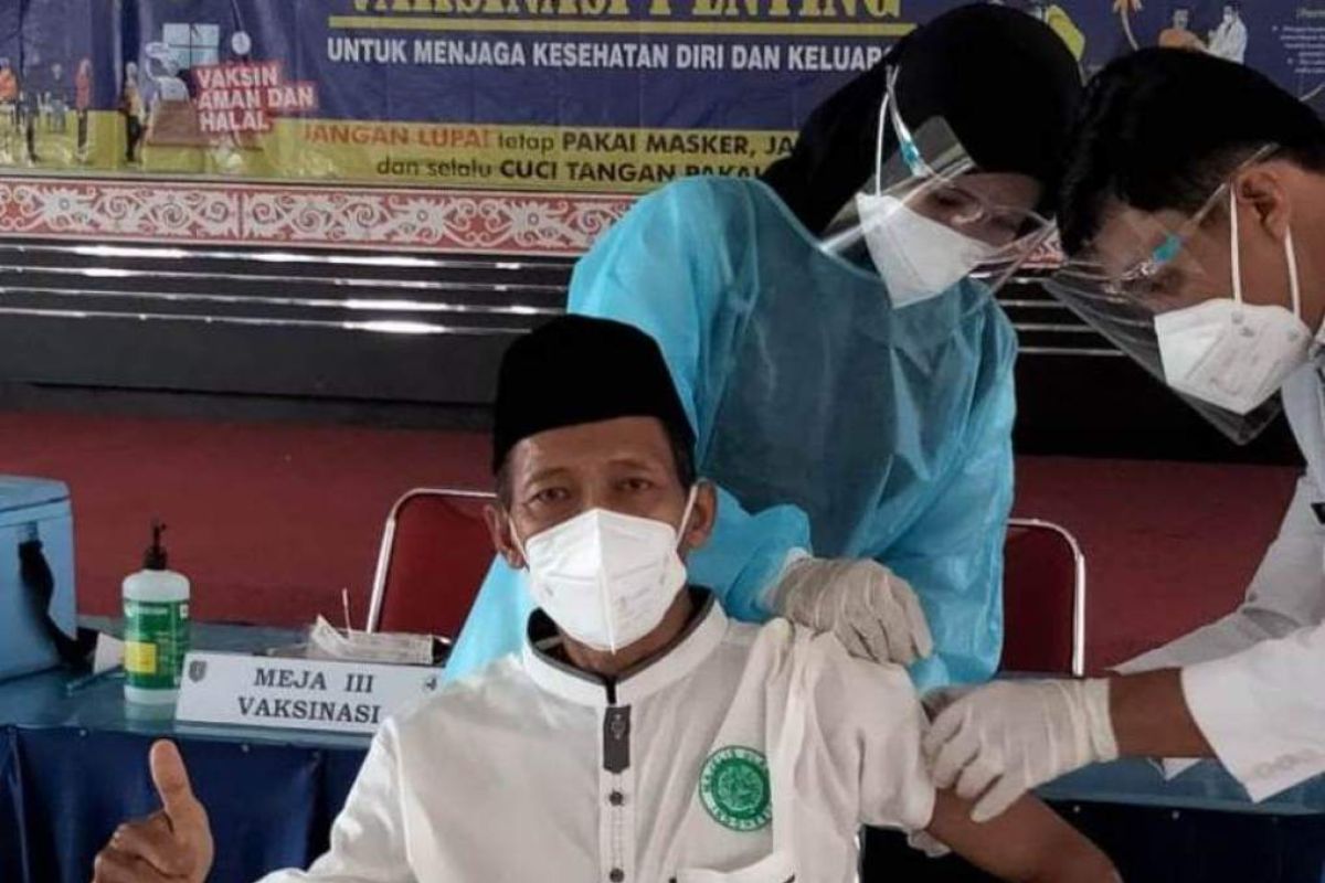 MUI Bengkayang ajak seluruh masyarakat dukung program vaksinasi COVID-19