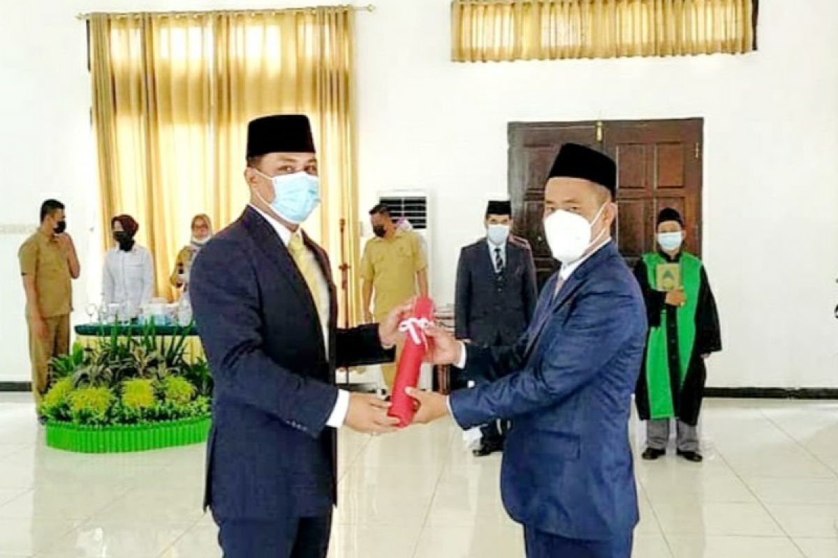 Bupati minta PDAM Lamandau tingkatkan kinerja