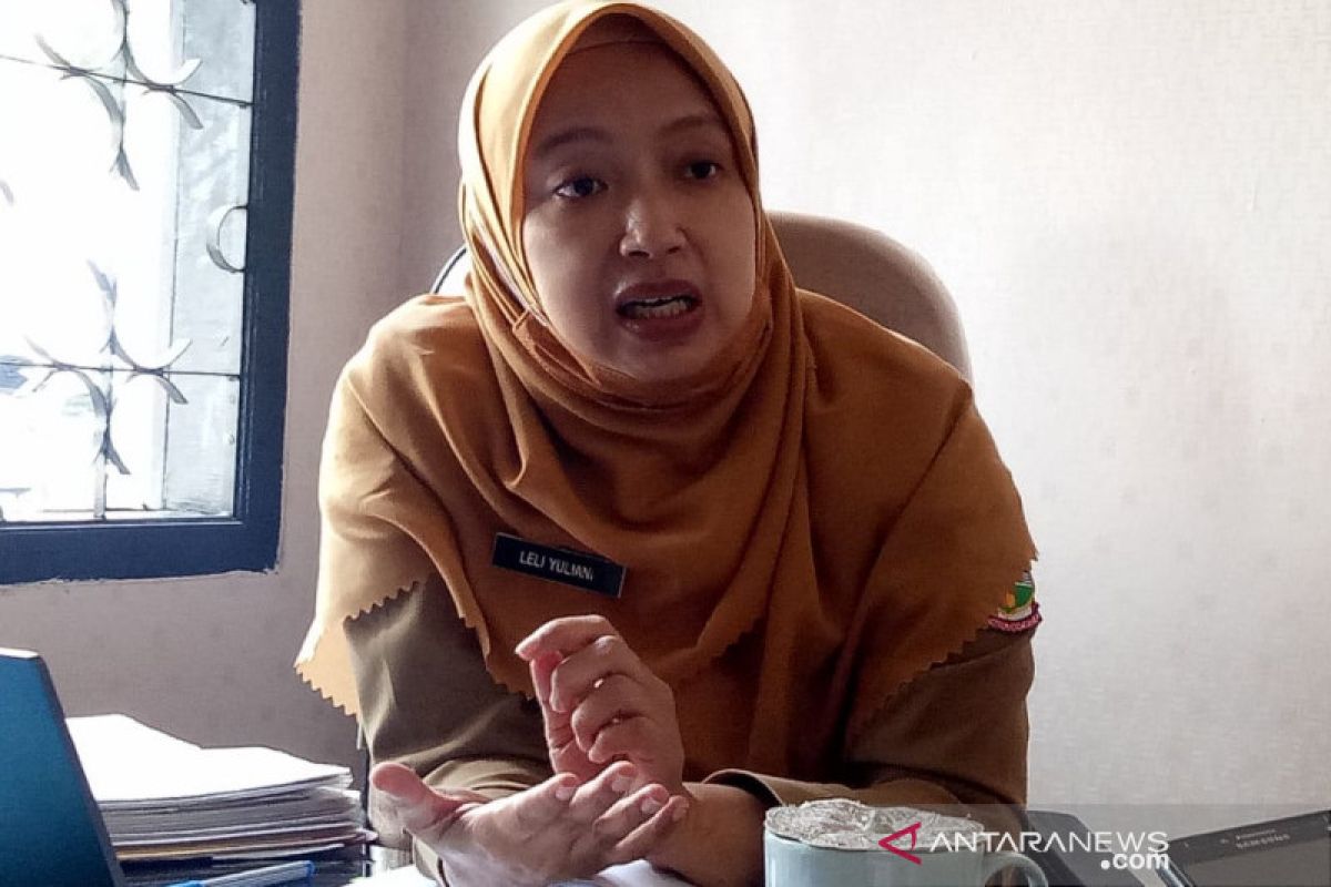 Dinkes Garut: Nakes pingsan setelah divaksin diduga karena kelelahan