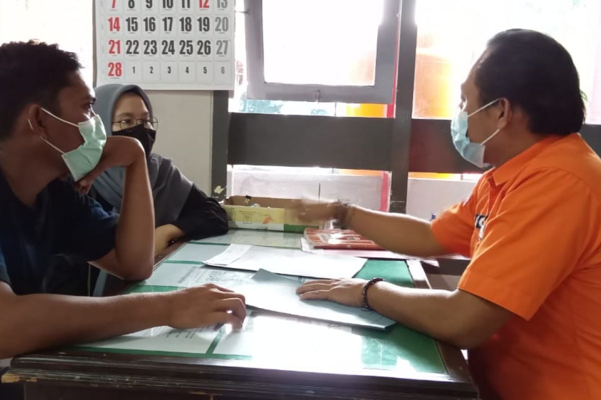 Puluhan warga Tulungagung ajukan izin hajatan setelah pelonggaran PPKM