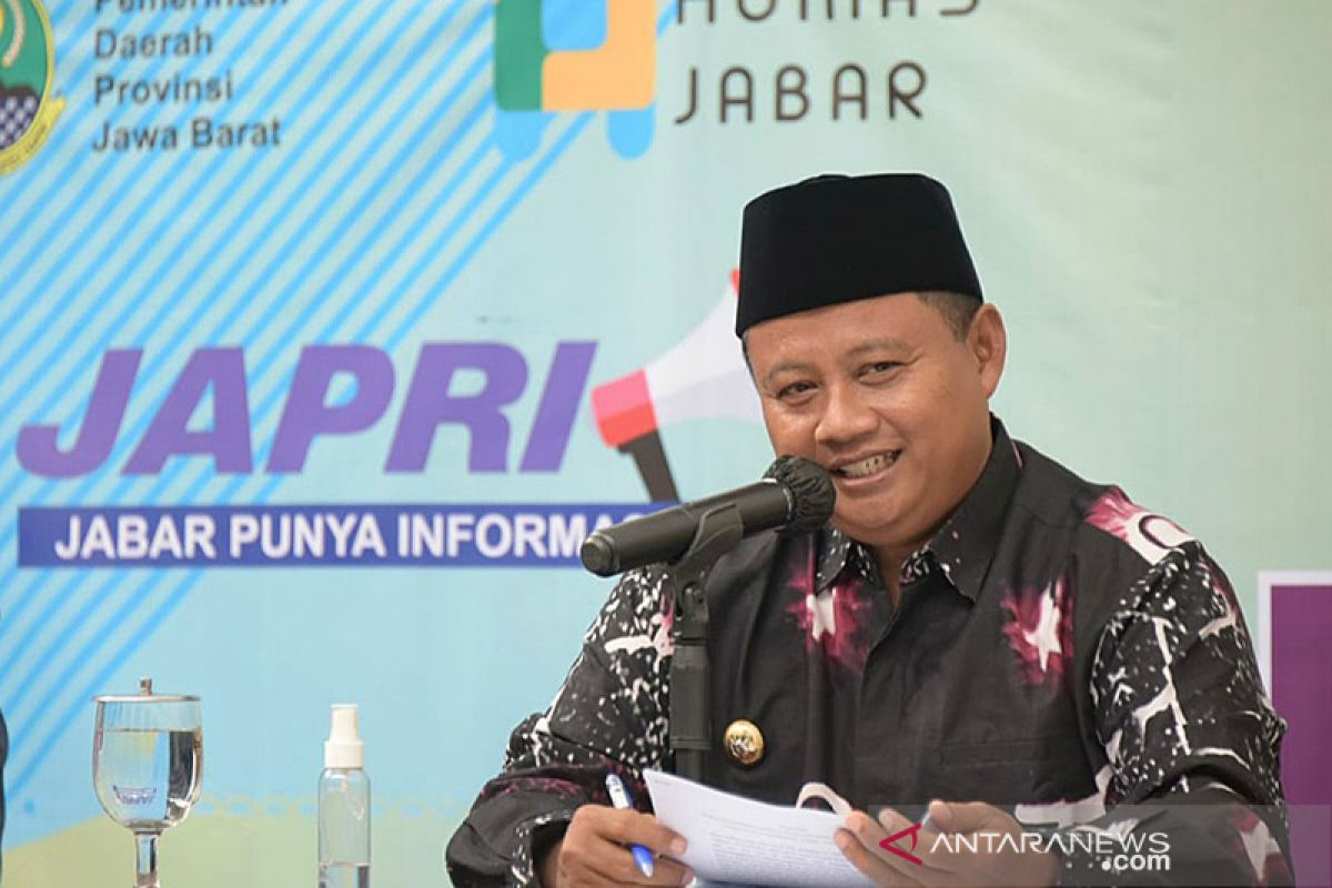 Wagub Jabar: Santri dijadwalkan divaksinasi pada Maret 2021