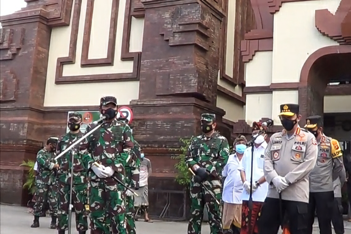 Panglima TNI-Kapolri ajak masyarakat ikuti tes antigen gratis (video)