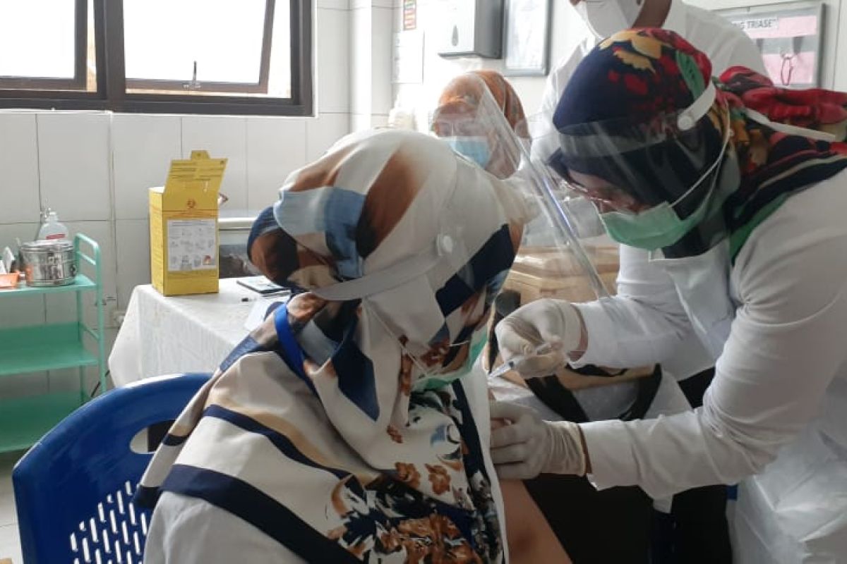 2.052 nakes Ambon telah vaksinasi COVID-19 tahap kedua