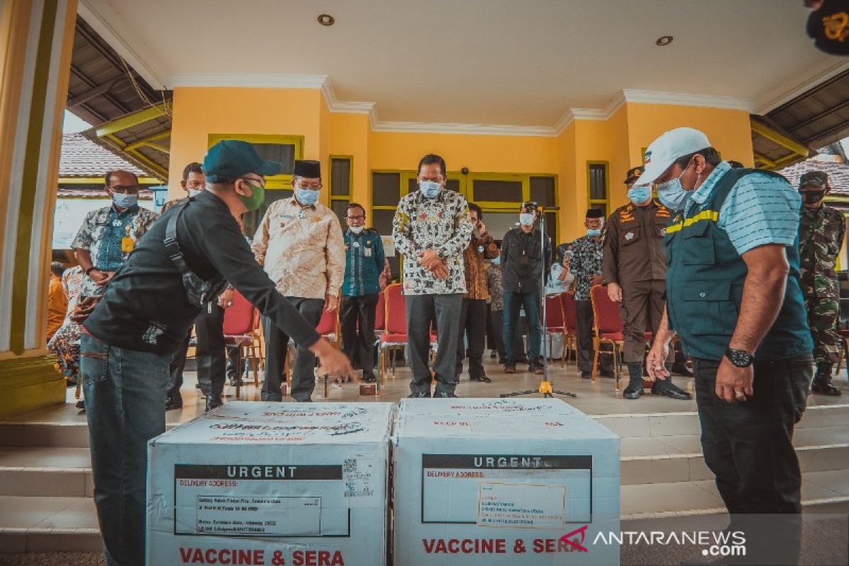 3.120 vaksin COVID-19 tiba di Kota Padangsidimpuan