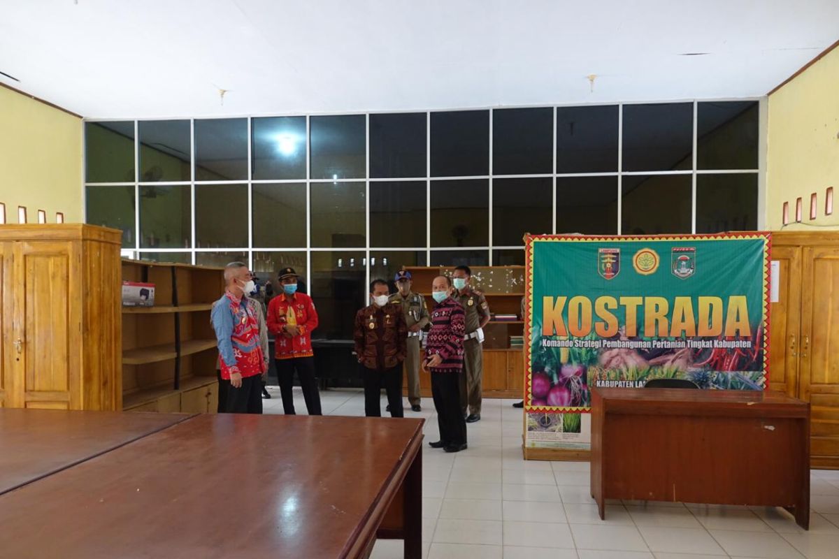 Sekda Lampung Tengah kunjungan ke Dinas Pertanian cek penerapan prokes