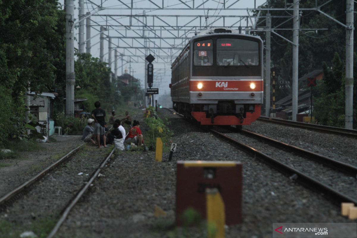 KRL Yogyakarta -- Solo mulai beroperasi penuh 10 Februari 2021