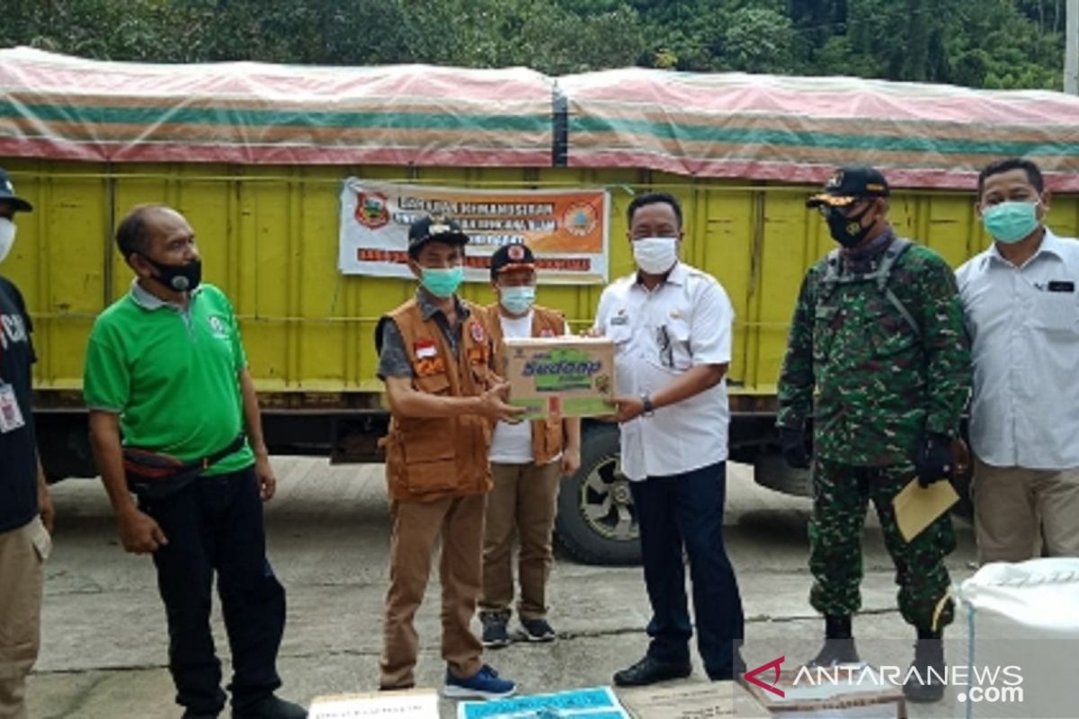 Wabup Gorontalo serahkan bantuan korban gempa ke Pemprov Sulbar