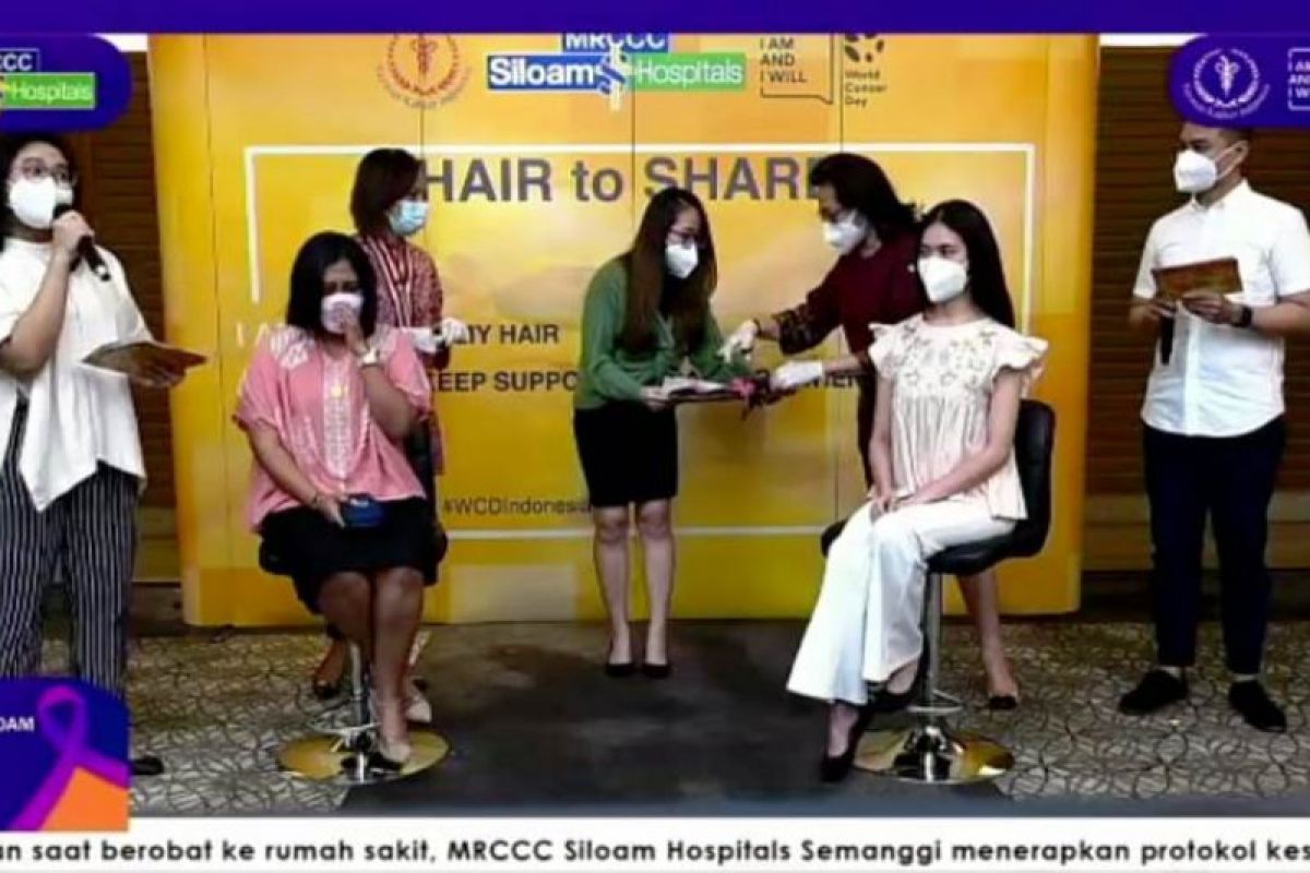 YKI-MRCCC Siloam Hospital donasi rambut untuk pasien kanker