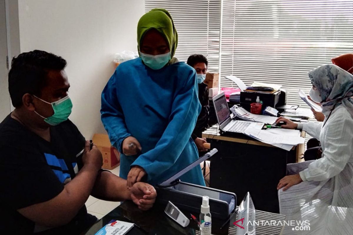 9.343 tenaga kesehatan di Kabupaten Bekasi telah divaksin COVID-19