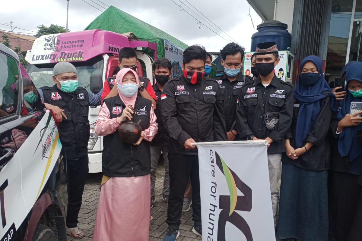 ACT Lampung berangkatkan bantuan kemanusiaan ke Kalimantan dan Sulawesi