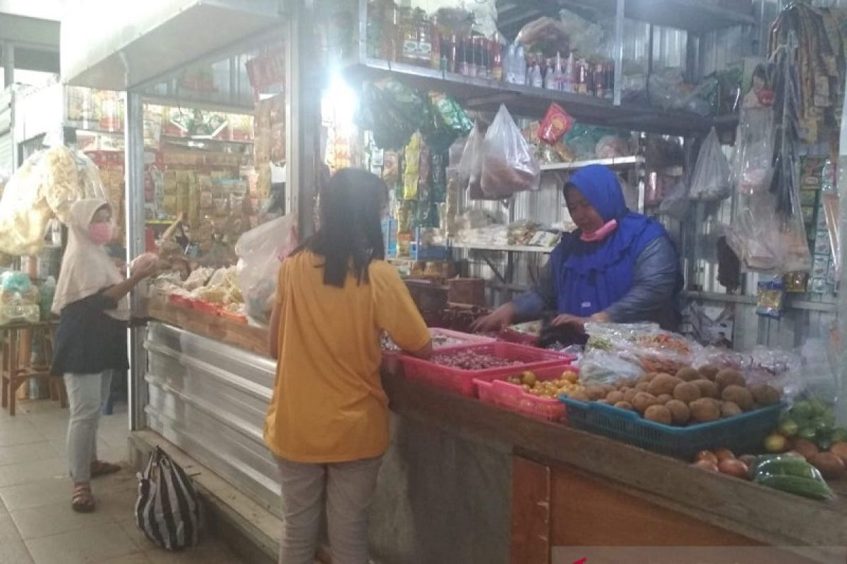 Pasar tradisional di Kudus ditutup selama dua hari pada akhir pekan