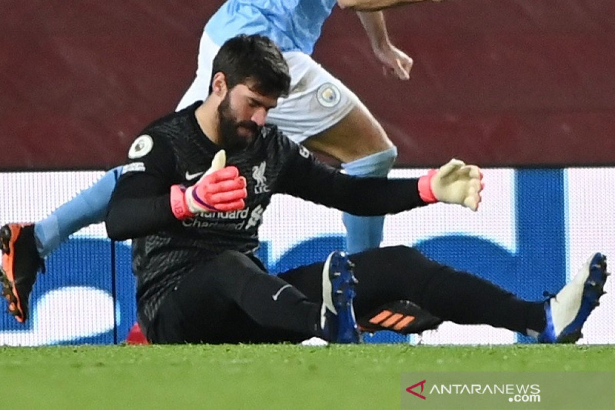 Klopp kecewa Alisson atas blunder yang dibuatnya