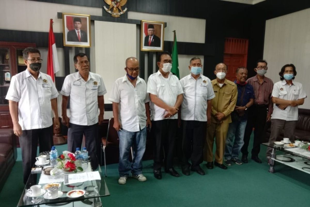 PWI Simalungun audensi dengan Ketua DPRD