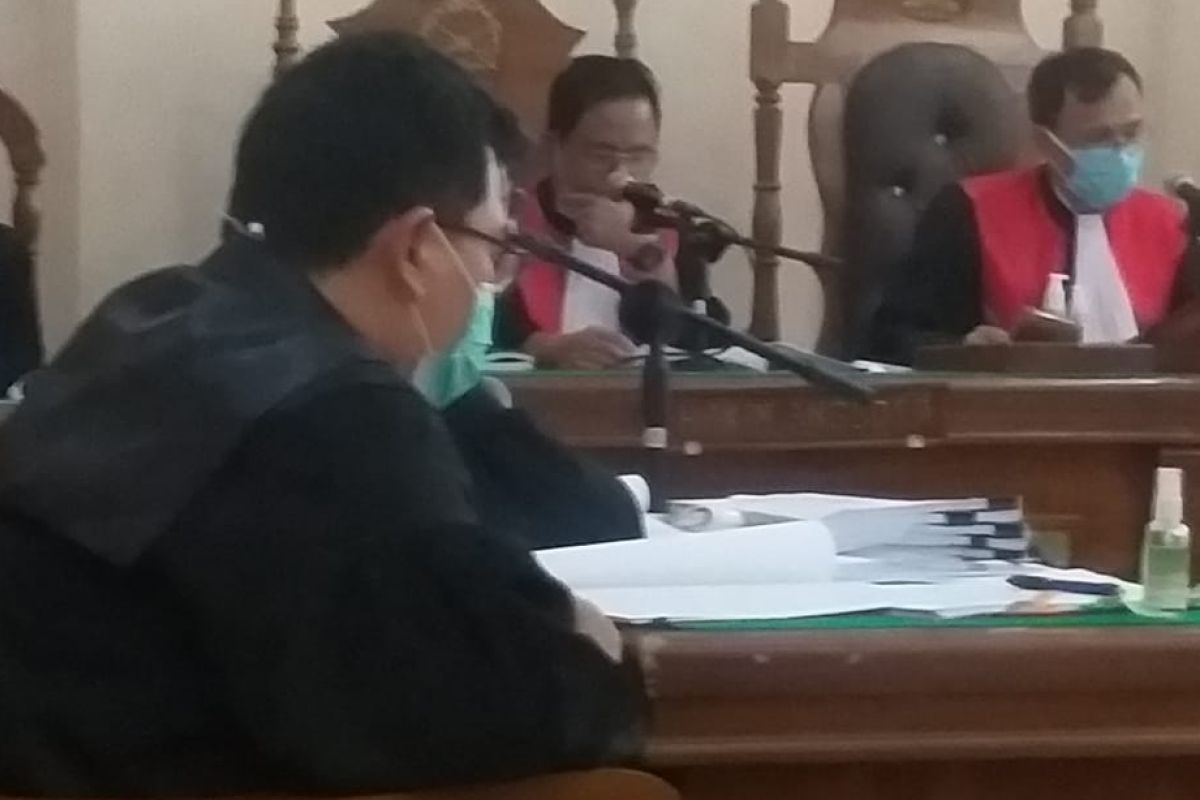 Hakim Tipikor Medan sarankan terdakwa kasus suap siapkan pengacara