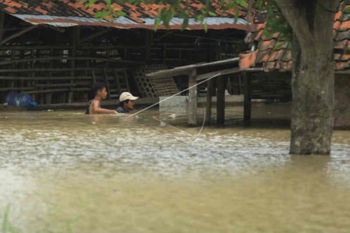 BPBD Indramayu masih data daerah terendam banjir luapan sungai