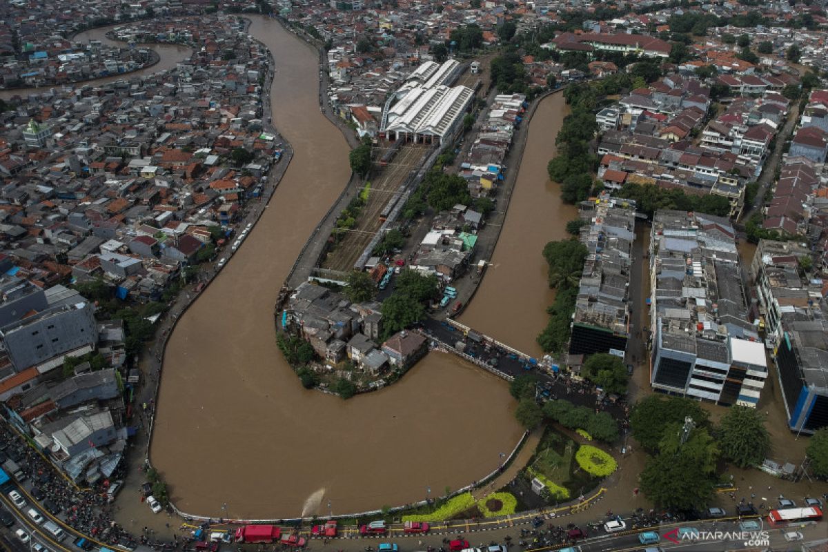 Pemprov DKI Jakarta alokasikan Rp1 triliun untuk normalisasi sungai dan waduk