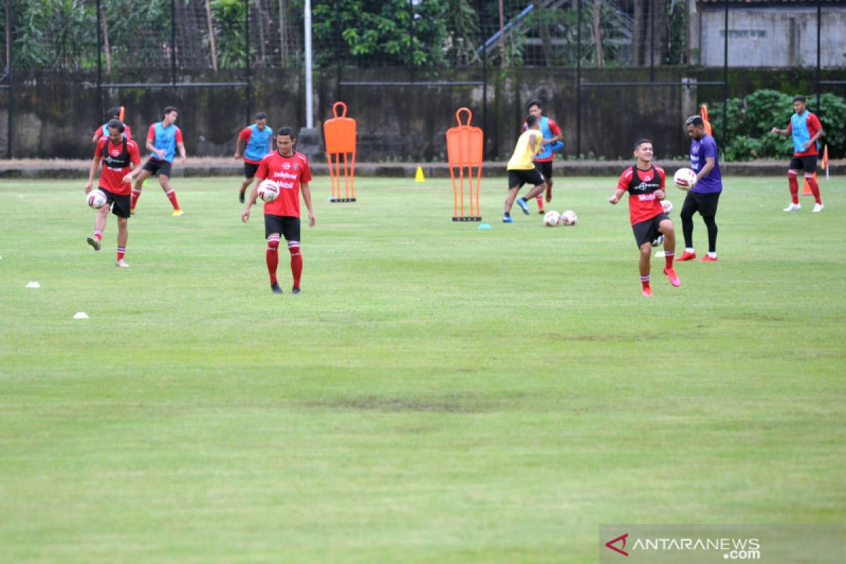 Hadapi Piala Menpora Bali United lepas empat pemainnya