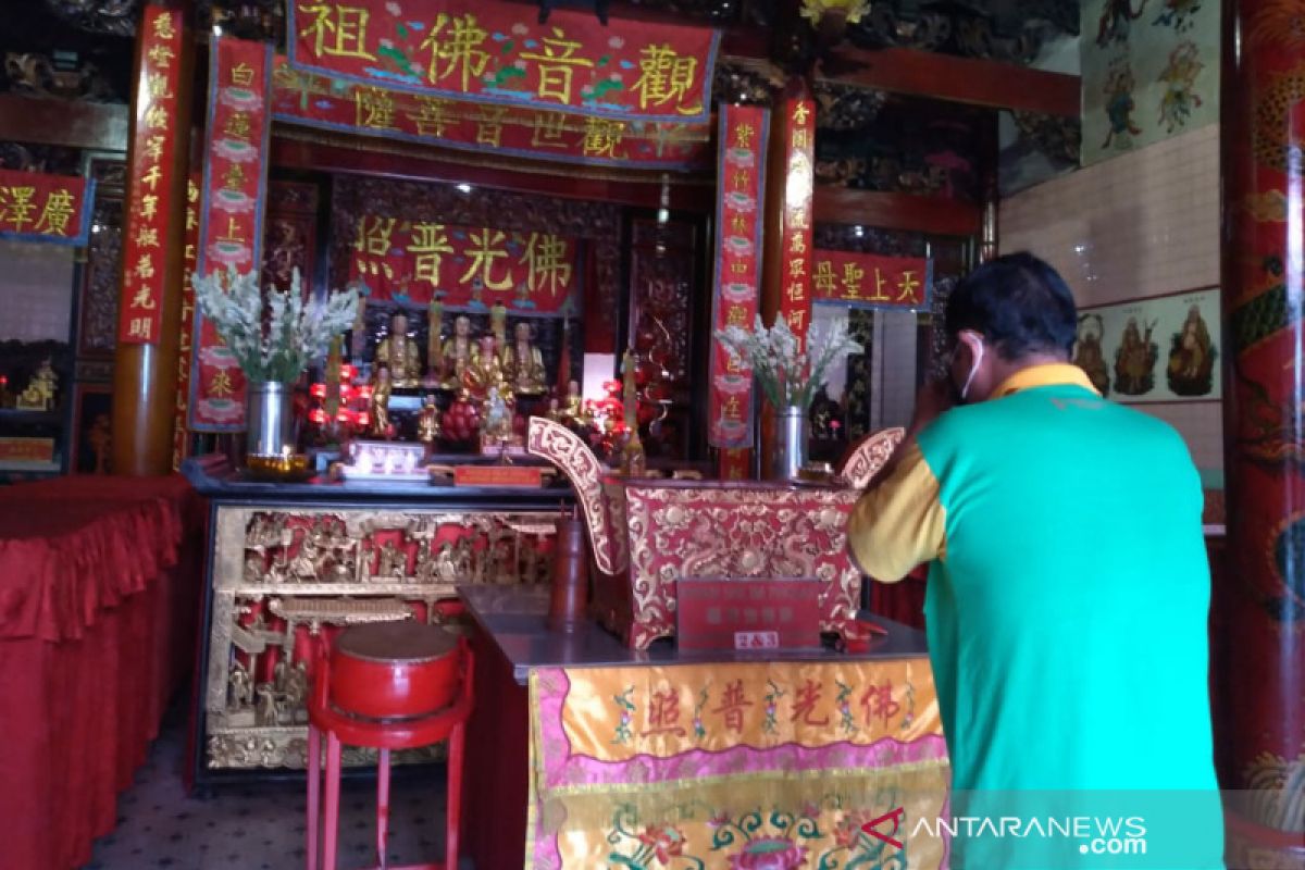 Klenteng Tien Kok Sie tak libatkan umat pada ritual Imlek tahun ini
