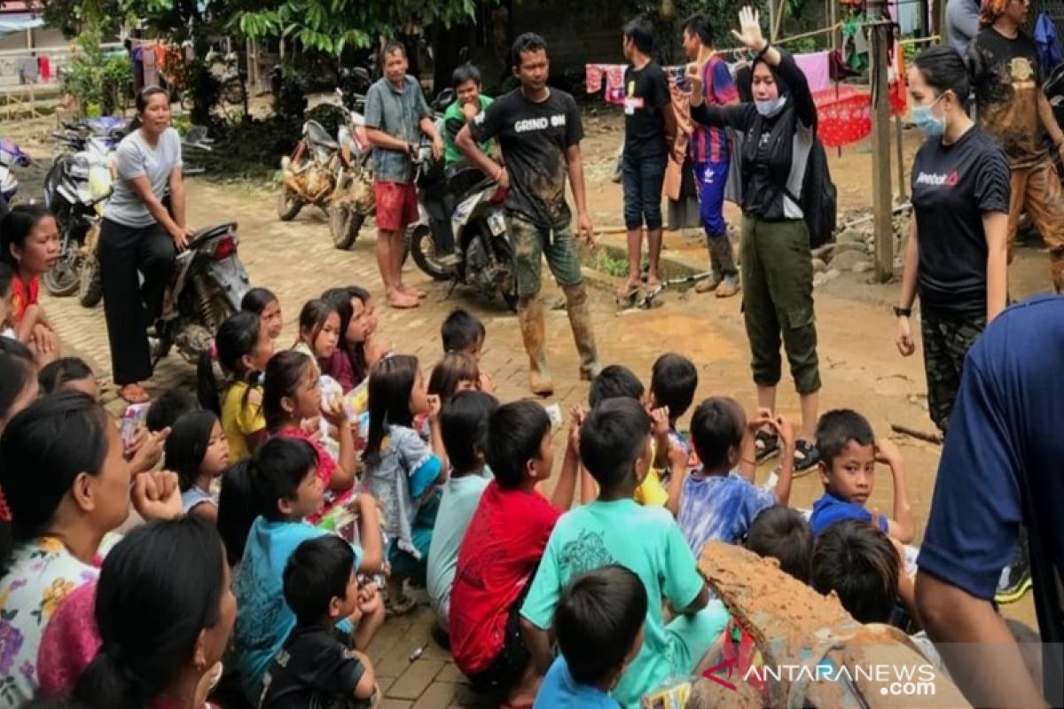 Pascabanjir anak-anak di pedalaman masih trauma